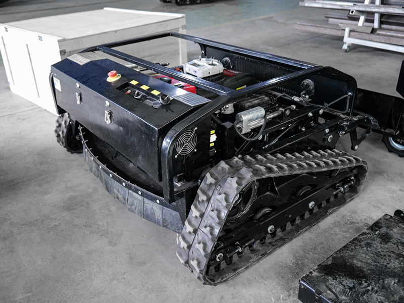 Cortadora de césped remota