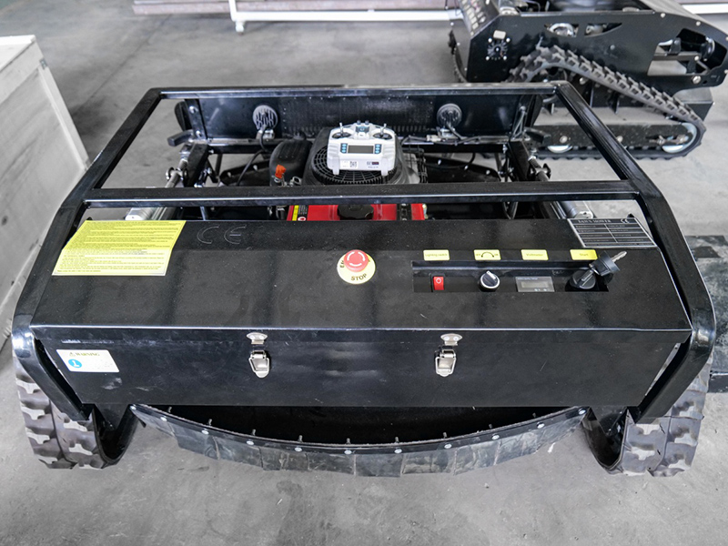 Cortadora de césped remota